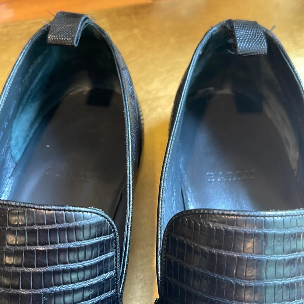 EXOTIC Bally Lizard Loafers in Black Leather